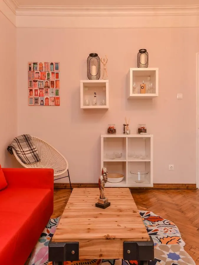 La La Land - Top Central 2-Bdr Serdika Apartment Sofia